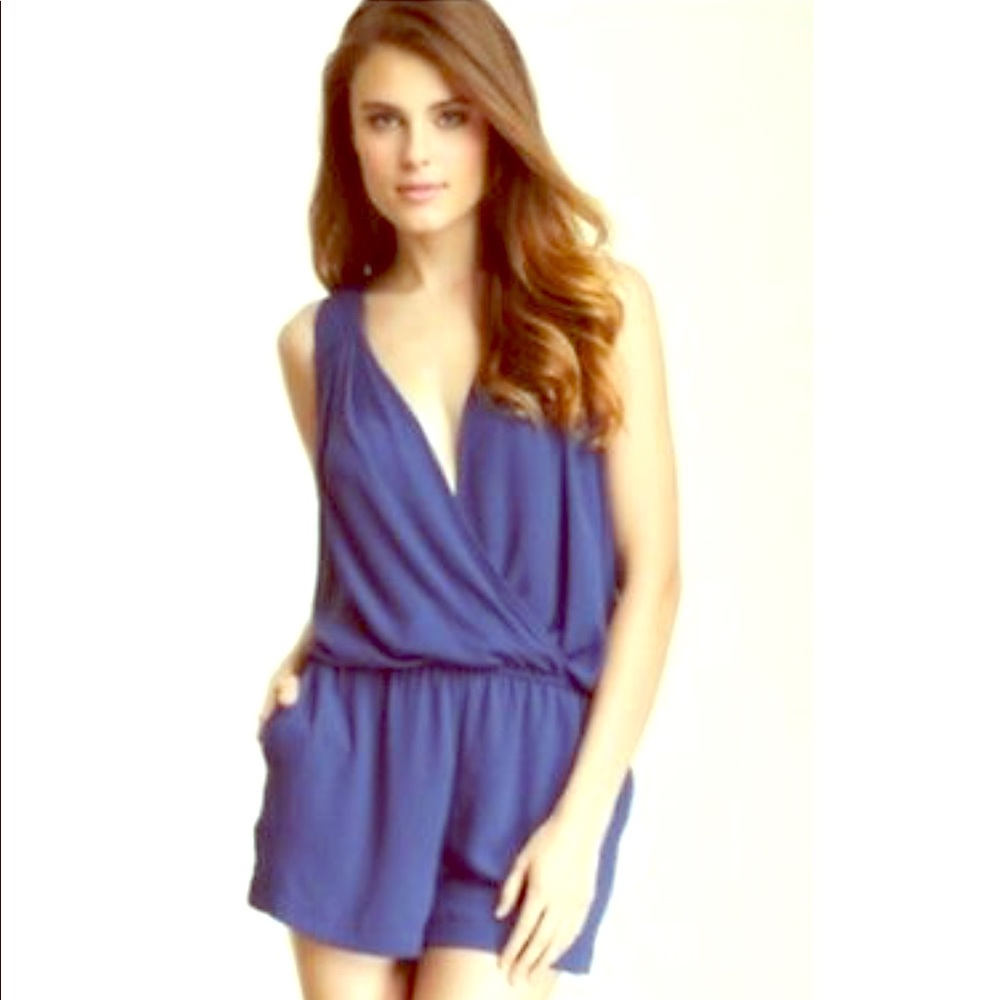 BCBG navy romper with pockets